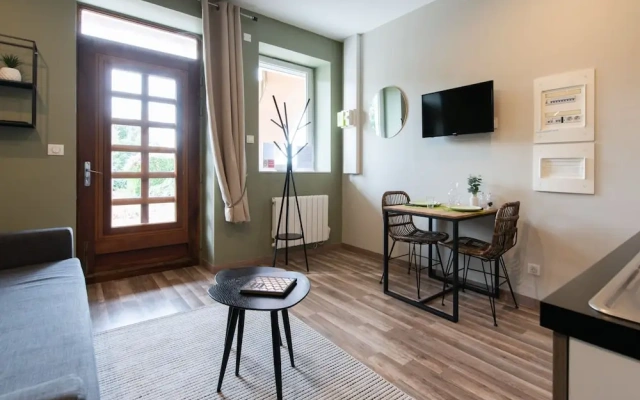 Legend Bourg en Bresse - Parking - Terrasse - Wifi