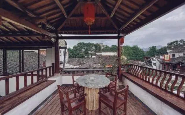 Tingshuiju Inn