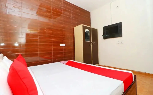 Raj Apartments  by OYO Rooms