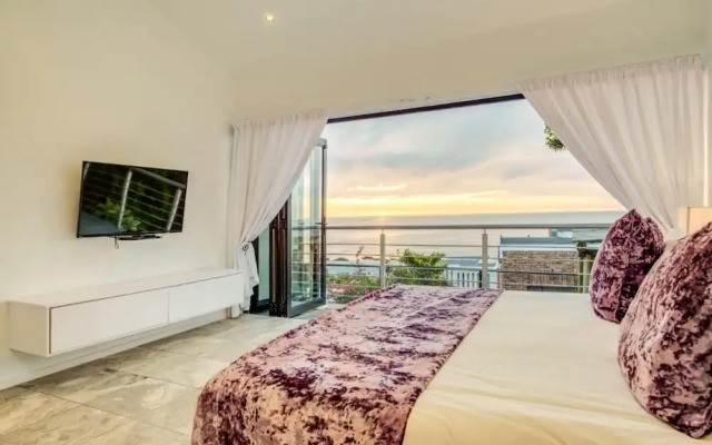 Camps Bay Holiday Villa With Sunset Views Sunset Views