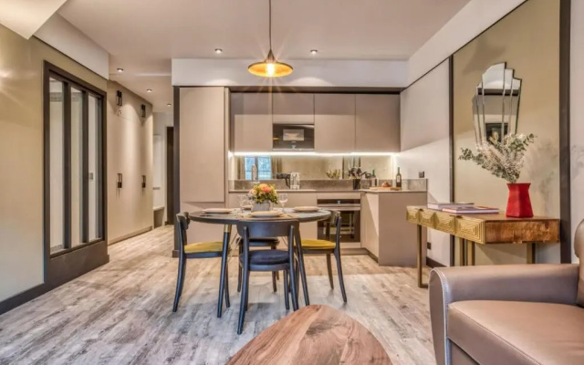 Majestic Broadway - 4 star apartment with spectacular views