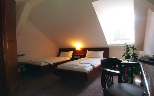 Waldhotel & Restaurant Bergschlösschen
