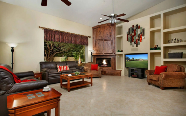 Private Vacation Homes - Scottsdale