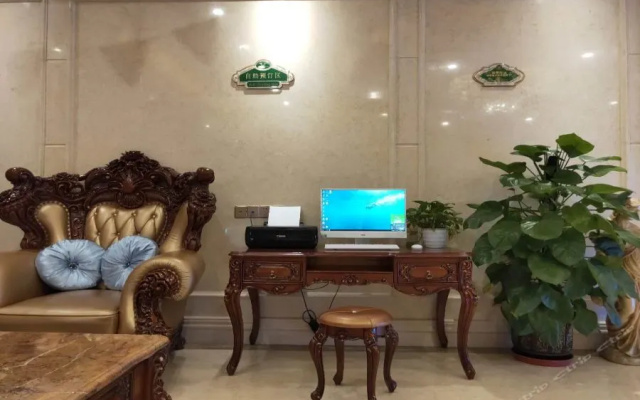 Vienna Hotel (Chongqing Jiefangbei Hongyadong Branch)