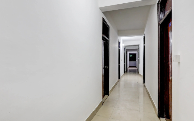 Super Hotel O Sector 4 Manraj Complex Gurugram