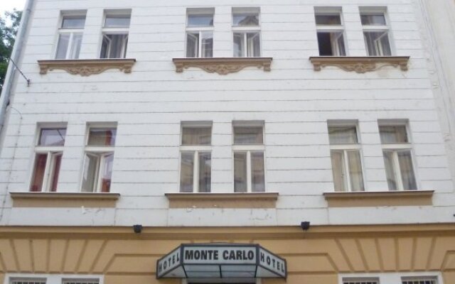 Hotel Aladin вид на фасад