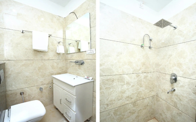 OYO 33470 Hotel S7
