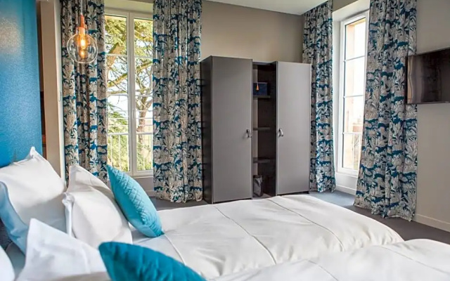 Chateau de Tauzies, The Originals Relais