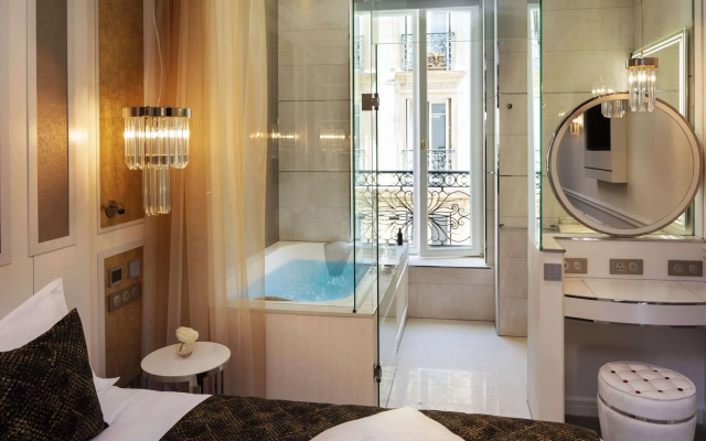 Paris j'Adore Hotel & Spa