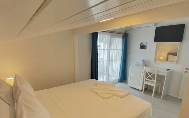 Cunda Kordon Otel