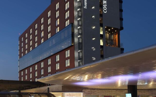 Отель Courtyard Mexico City Vallejo Мехико вид на фасад