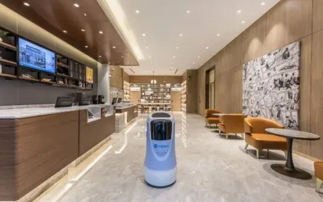 HanTing Premium Hotel (Shanghai Yingao West Road Subway Station)
