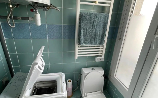 20m2 Apartment, Metro line 7,direct to Louvre & Opera
