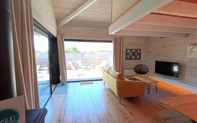 Very Nice Wood Frame House With Garden