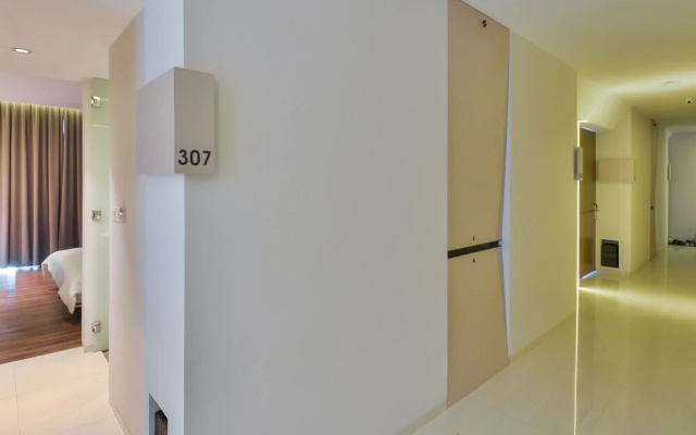 ZEN Premium Mega Kuningan