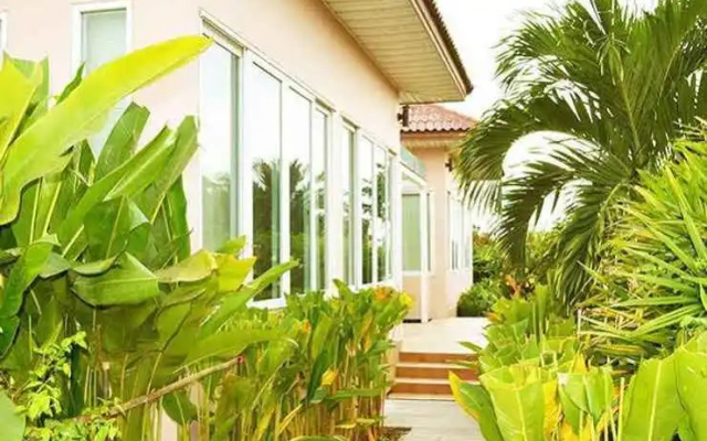 Lemon Garden Resort