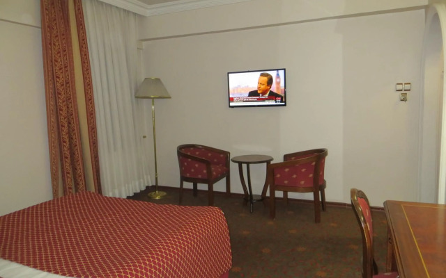 Ozilhan Hotel