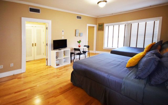 Hudson Hollywood Apartments