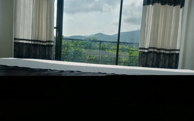 ridge boundary view