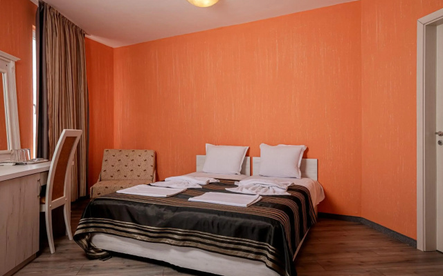 Hotel Paros
