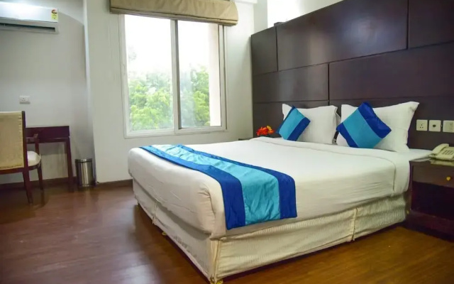 Azzura Hotel