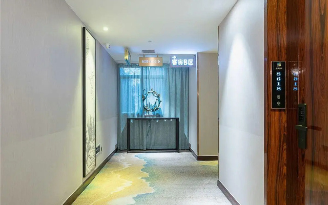 Manhao Hotel
