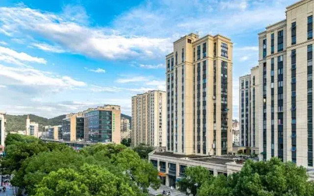 Haizhilv Holiday Hotel