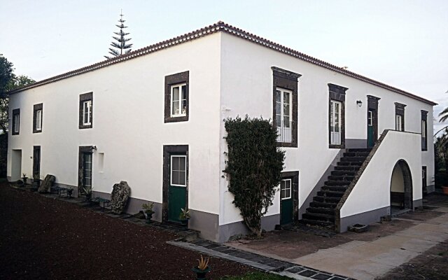 Отель Quinta do Bom Despacho Португалия, Понта-Делгада - отзывы, цены и фото номеров - забронировать отель Quinta do Bom Despacho онлайн вид на фасад