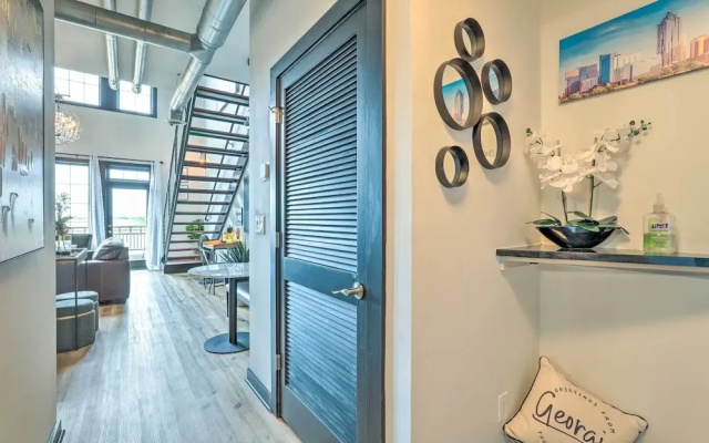 Central Atlantic Station Loft Near Mercedes-benz!
