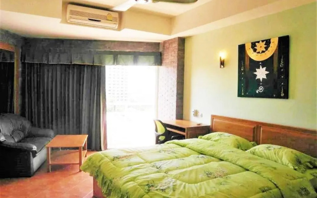 View Talay 1B Sea View Apartment Pattaya