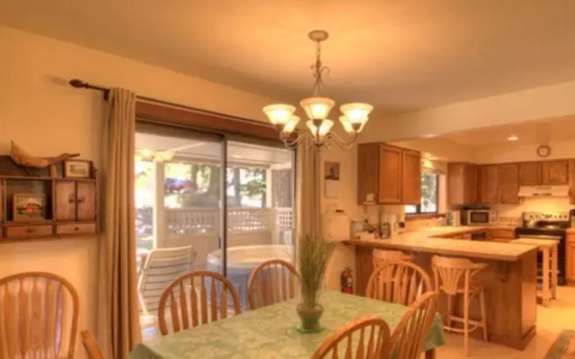 RedAwning Modern Incline Village Home
