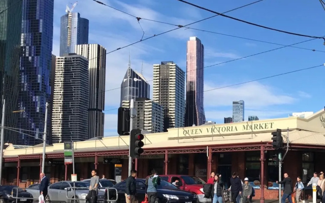 Essendon Escape