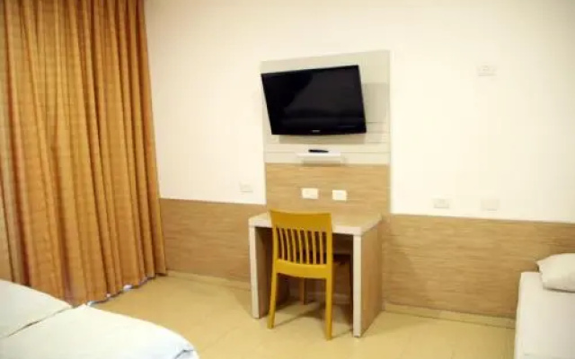 Hi Massada Hostel