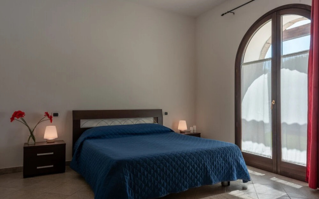 Vista Blu Villa With Shared Pool