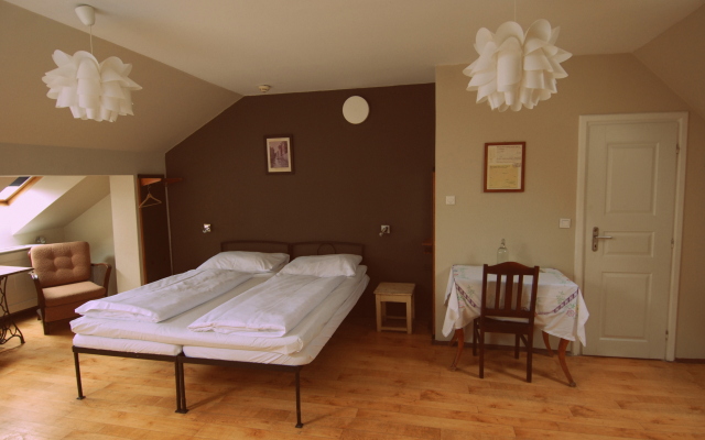 Sir Toby's Hostel комната для гостей