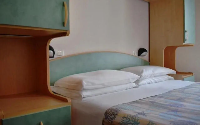 Hotel Manila
