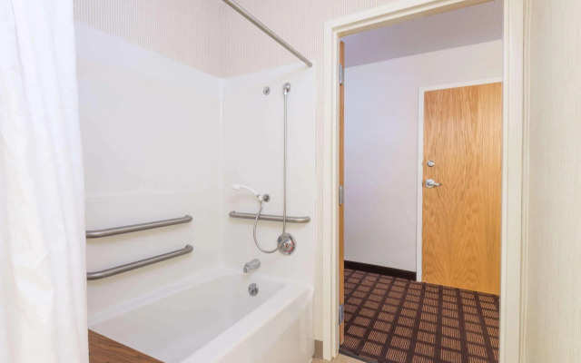 Microtel Inn & Suites By Wyndham Uncasville