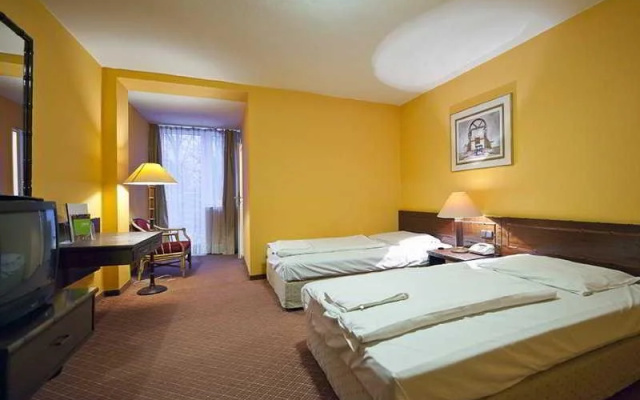 Lido Hotel Budapest