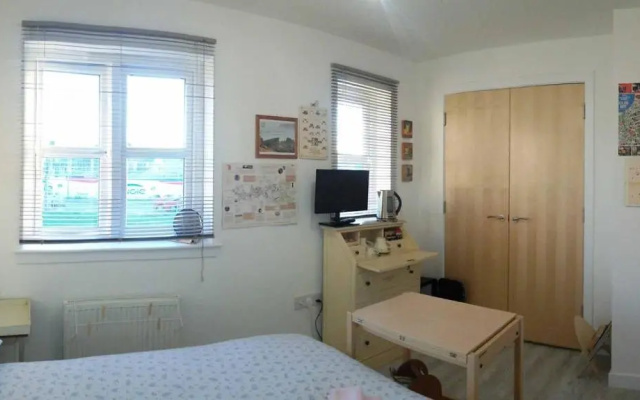 BroomHouse HomeStay
