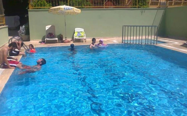 Sukru Bey Apart Hotel