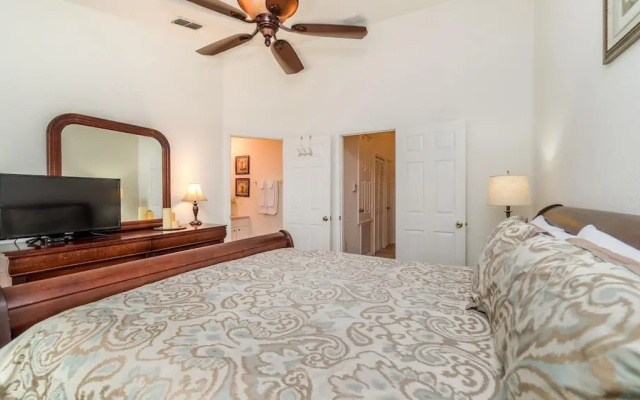 Fitzclarence Villa 7661