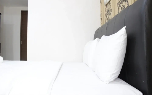 Compact Studio Room at Sudirman Suites Apartment