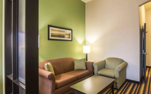 Spark by Hilton Amarillo Western Plaza