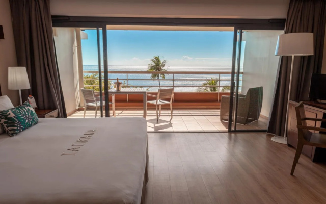 Tahiti Pearl Beach Resort