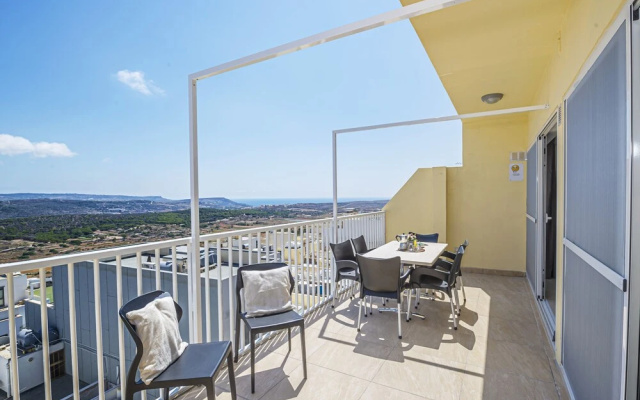 Summer Breeze Penthouse With Hot Tub
