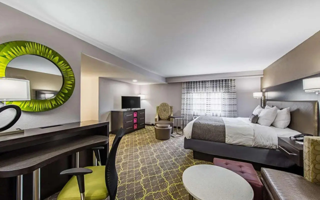 Ramada Clemson