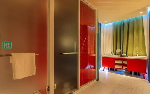 Rezen Select Hotel
