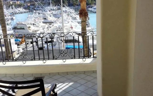 Great Nautical JR Suite Studio IN Cabo