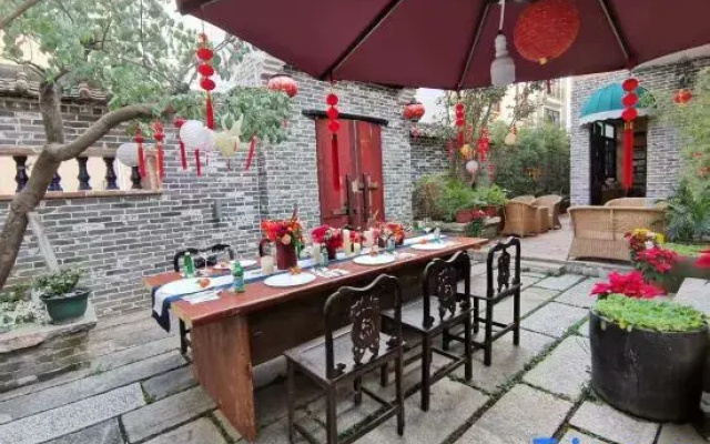 Sudi Courtyard