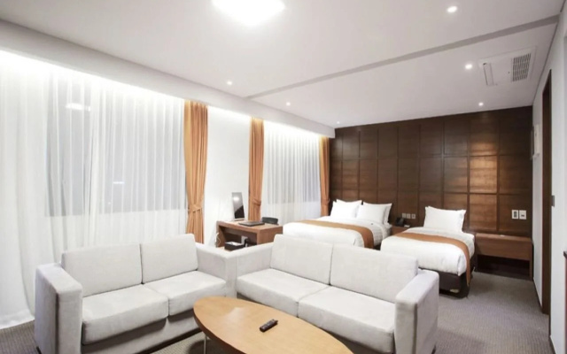 Gangneung City Hotel